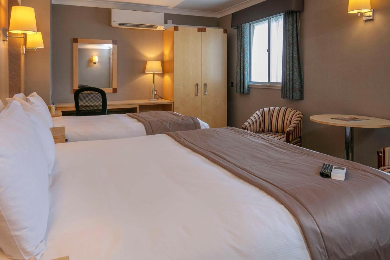 ניומרקט Best Western Heath Court Hotel מראה חיצוני תמונה