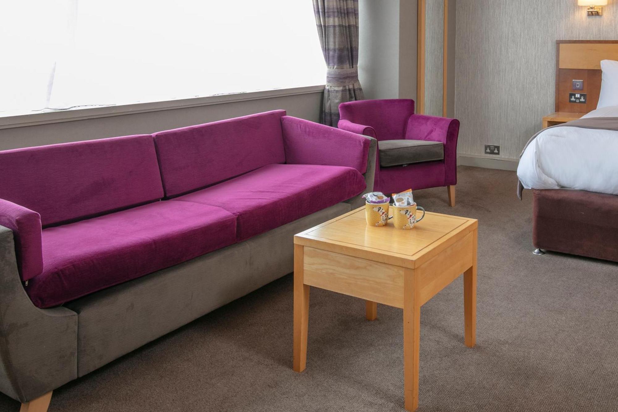 ניומרקט Best Western Heath Court Hotel מראה חיצוני תמונה