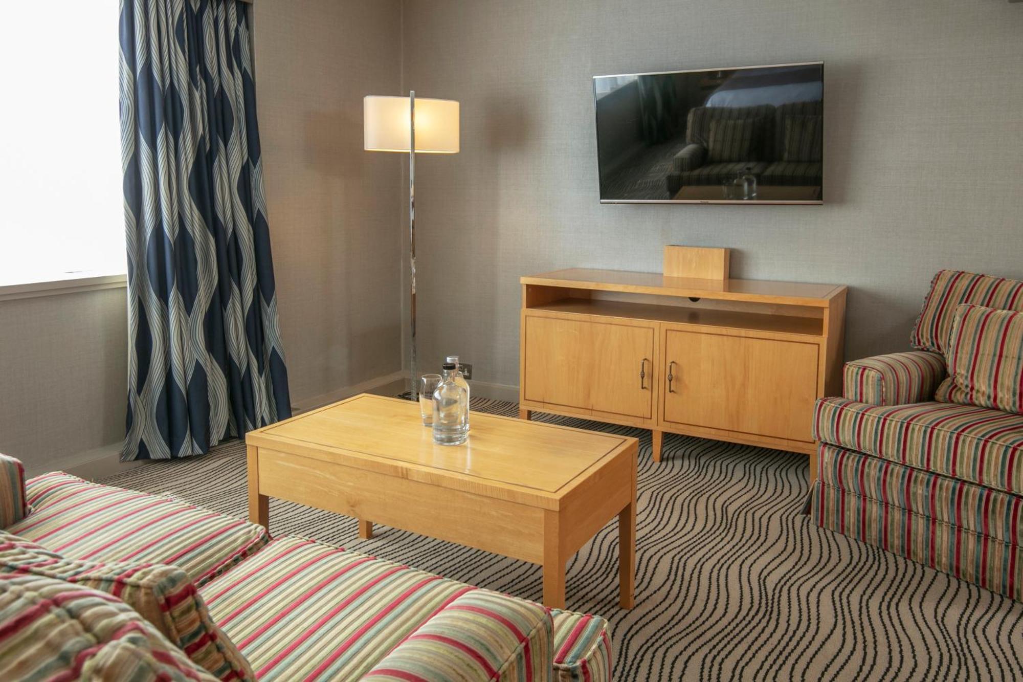 ניומרקט Best Western Heath Court Hotel מראה חיצוני תמונה